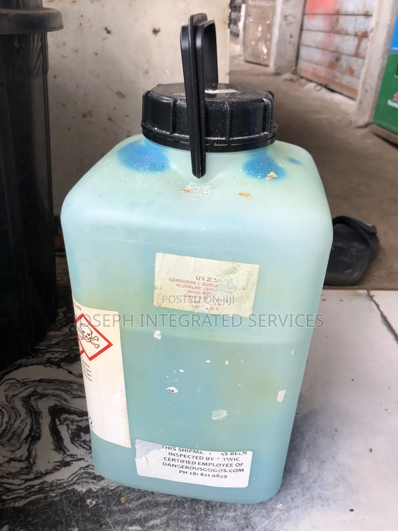 10 Kg Container of Antox 71 E Plus, an Industrial Pickling Paste