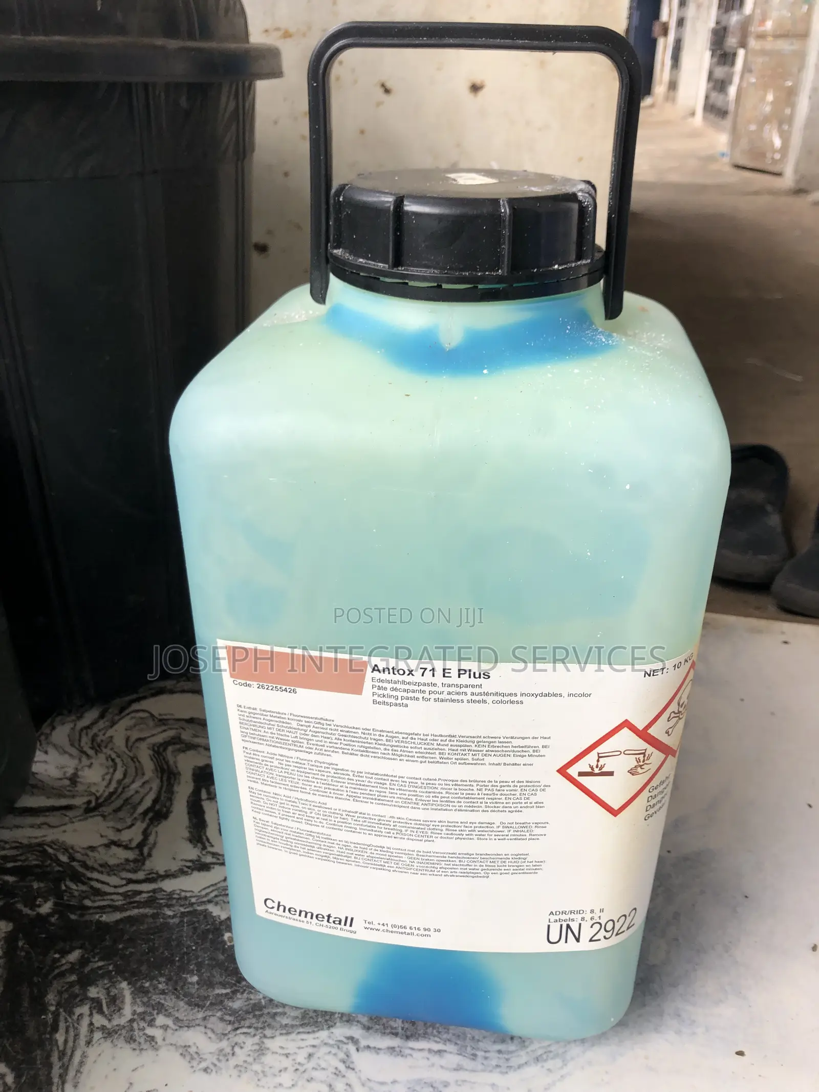 10 Kg Container of Antox 71 E Plus, an Industrial Pickling Paste