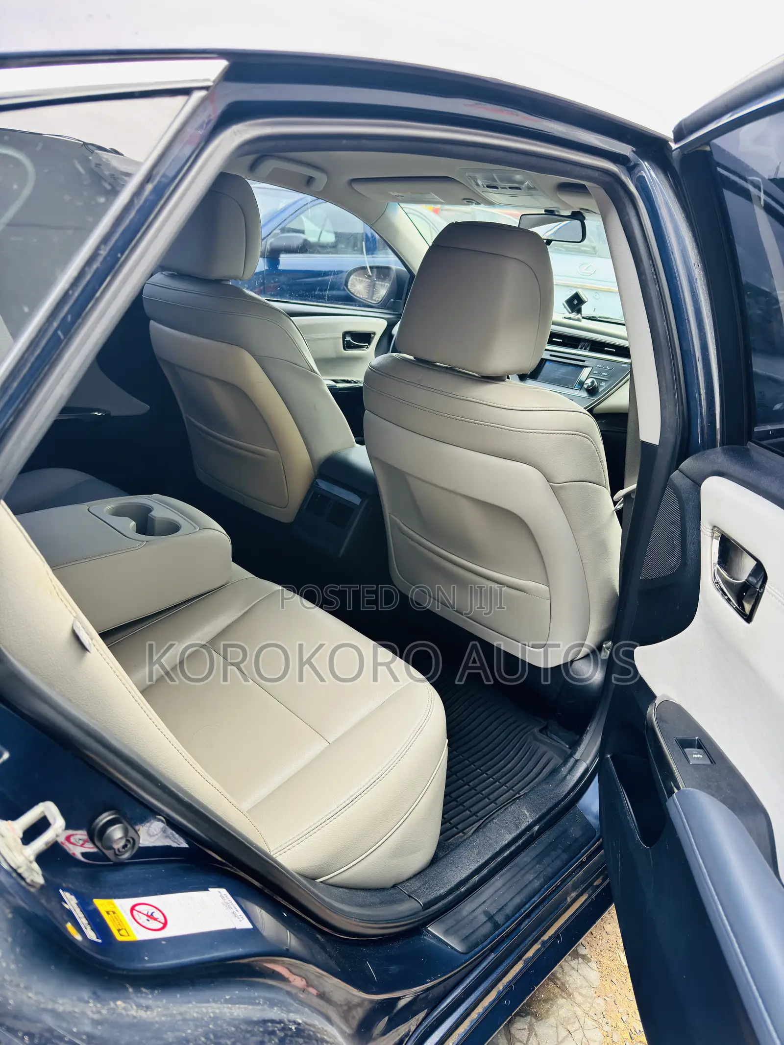Toyota Avalon XLE 4dr Sedan (3.5L 6cyl 6A) 2014 Blue