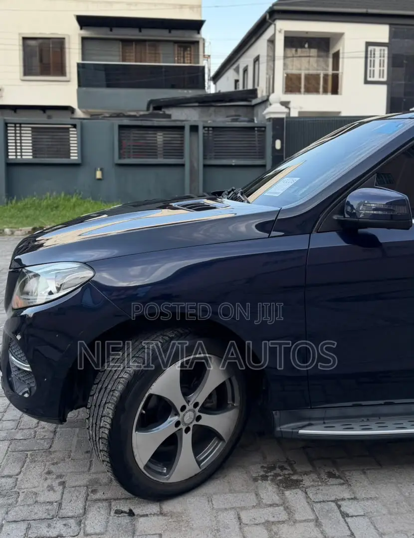 Mercedes-Benz GLE-Class GLE 350 2016 Blue