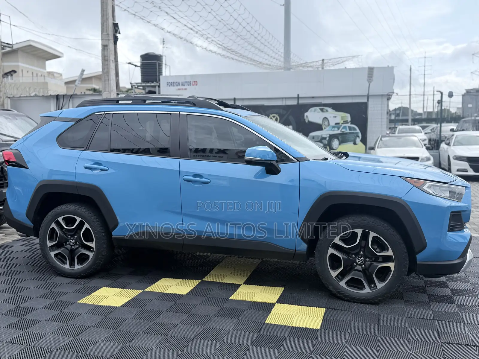 Toyota RAV4 Adventure 2019 Blue