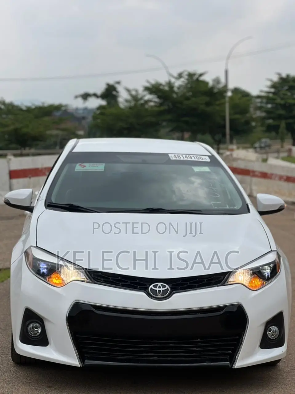 Toyota Camry SE 4dr Sedan (2.5L 4cyl 6A) 2015 White