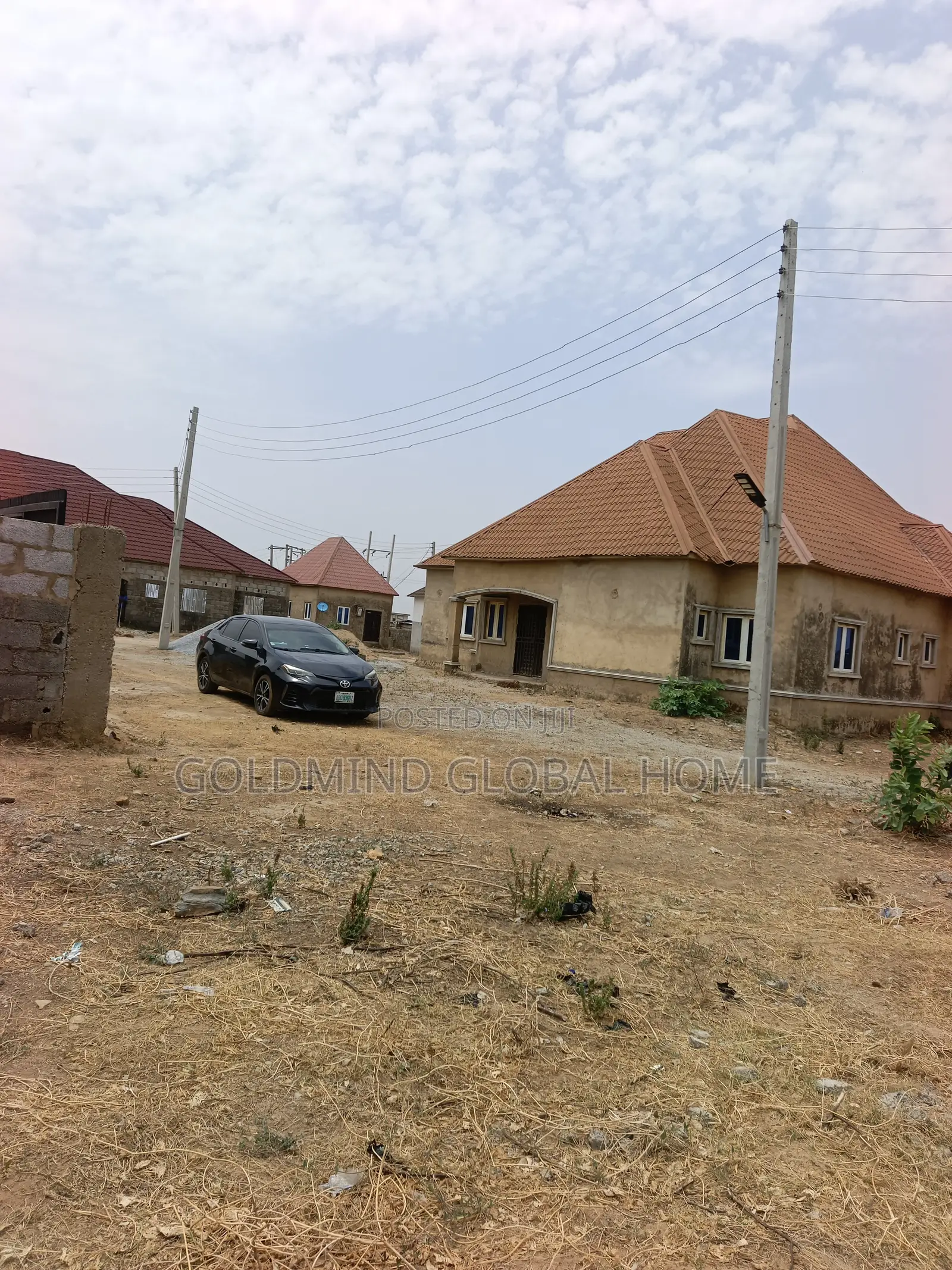 4bdrm Duplex in Lugbe District. for sale