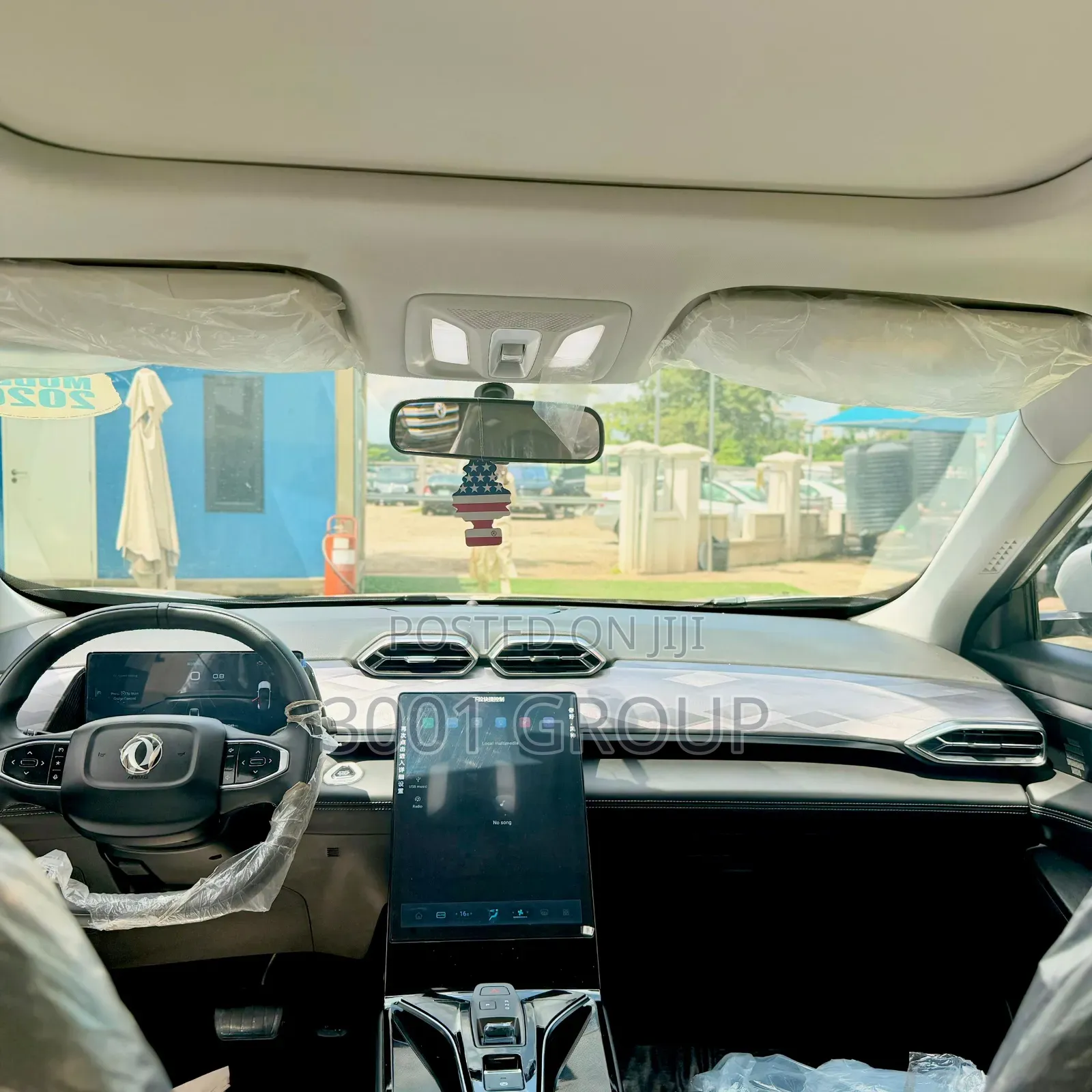 New Dongfeng Glory 2025 Silver