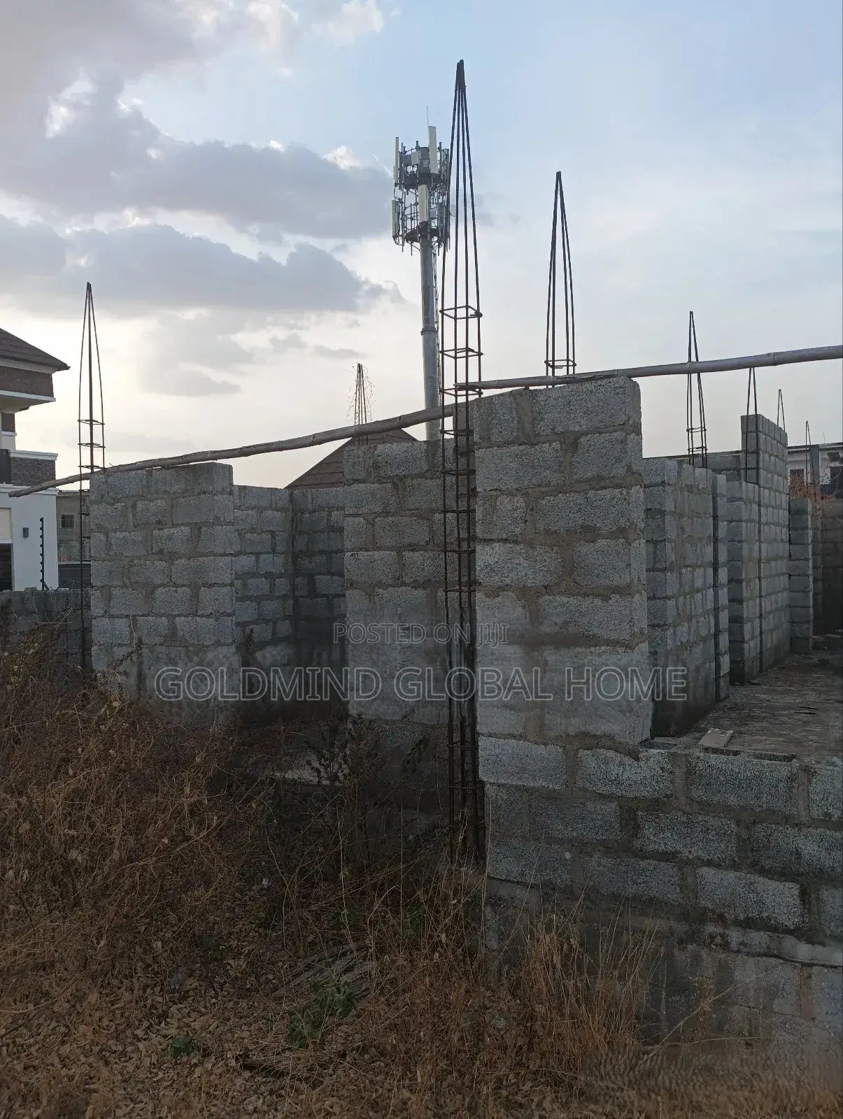 5bdrm Duplex in Lugbe District. for sale