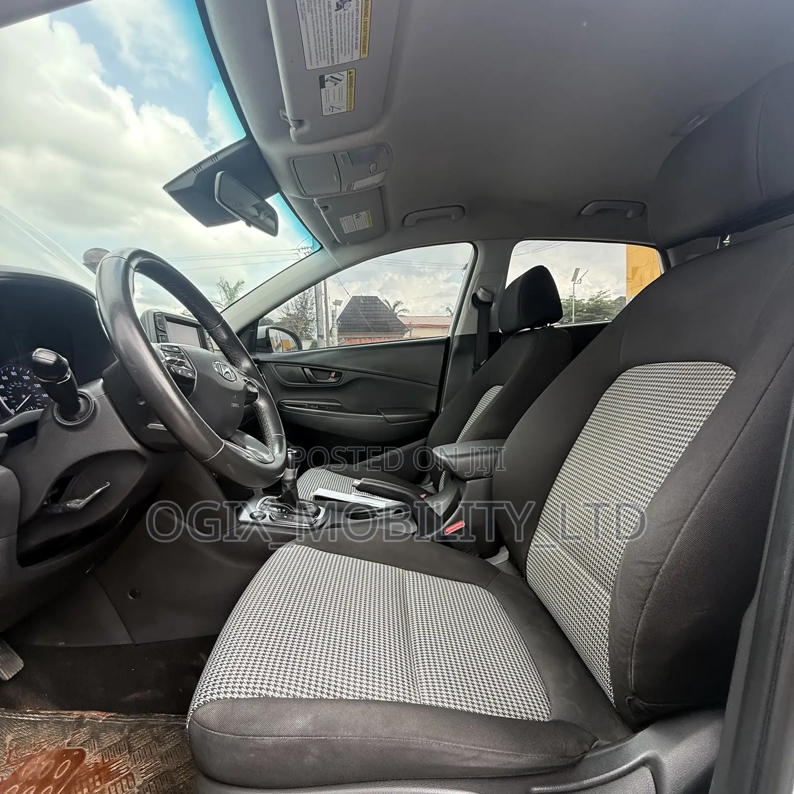 Hyundai Kona 2021 White