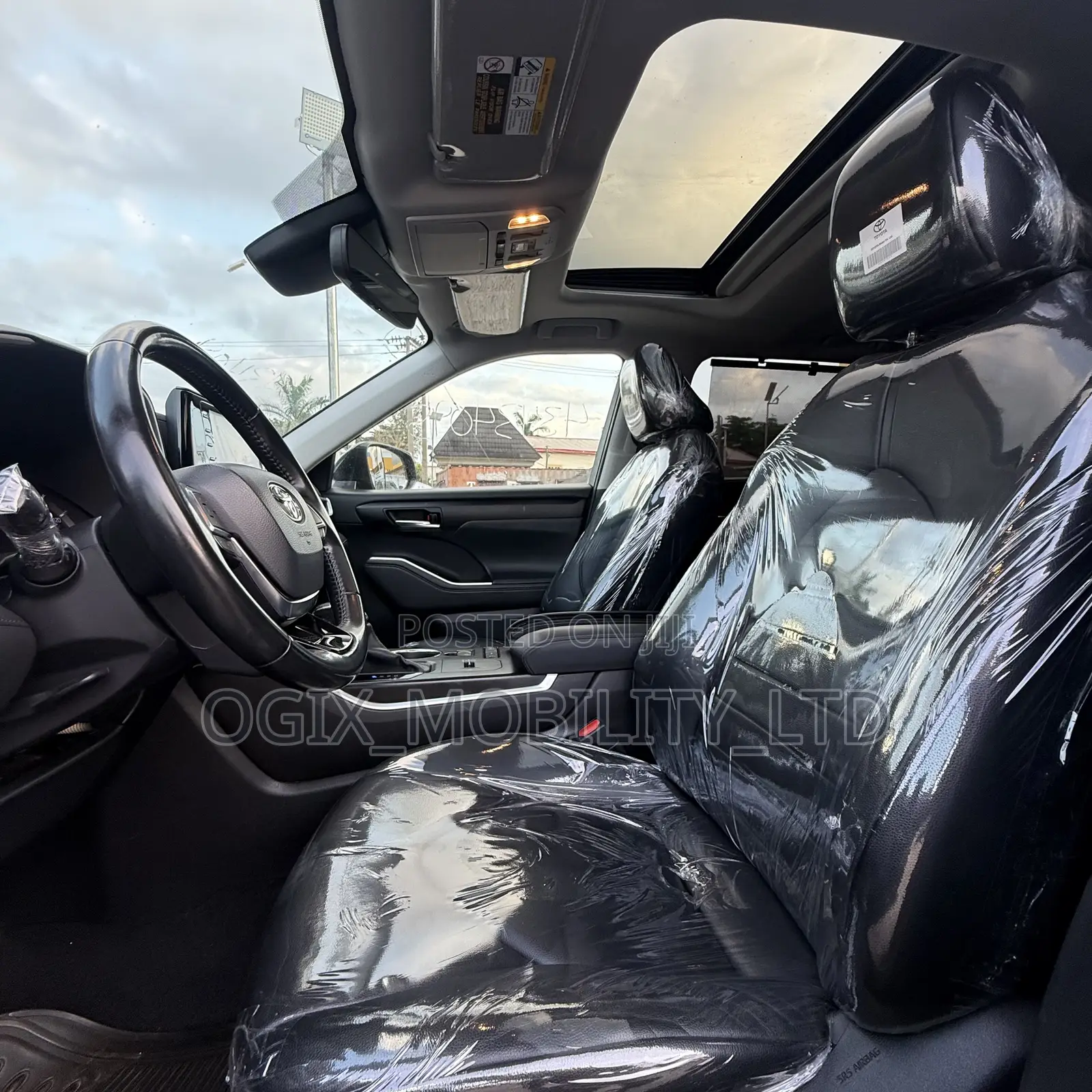 Toyota Highlander XLE 2021 Black