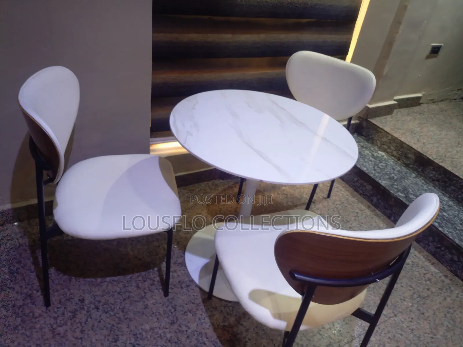 3 Seaters Quality Dinning Eatery Seating With Marble Top