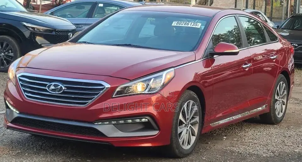 Hyundai Sonata Sport 2.0T 4dr Sedan (2.0L 4cyl Turbo 6A) 2015 Red