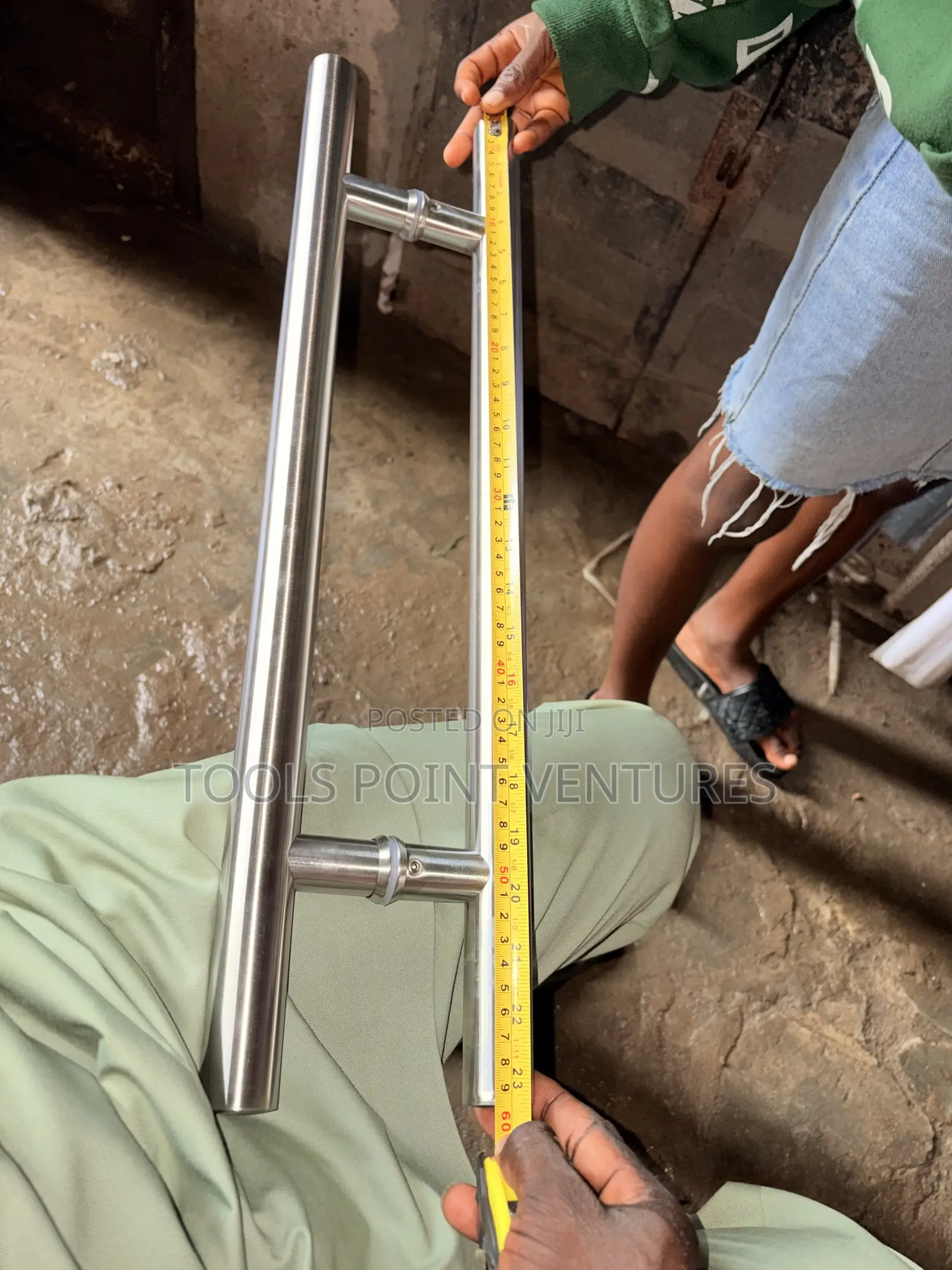 Stainless Steel Pull Handle (600mm Back-to-Back Glass Door Handle)