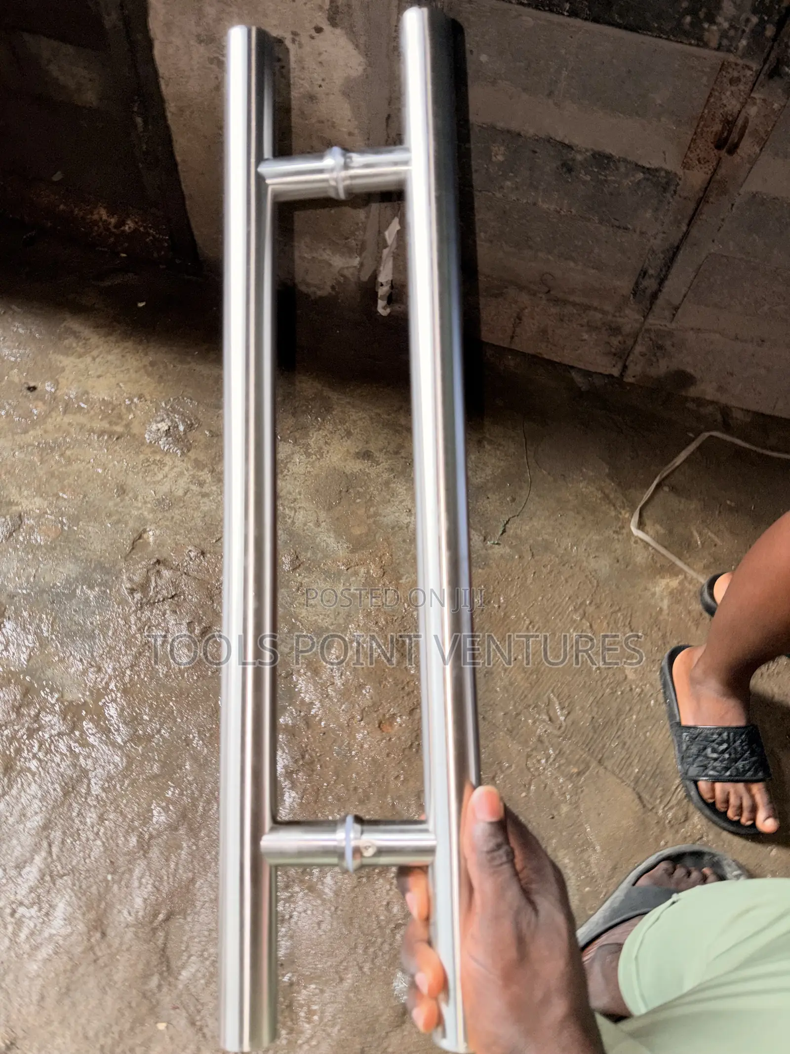 Stainless Steel Pull Handle (600mm Back-to-Back Glass Door Handle)