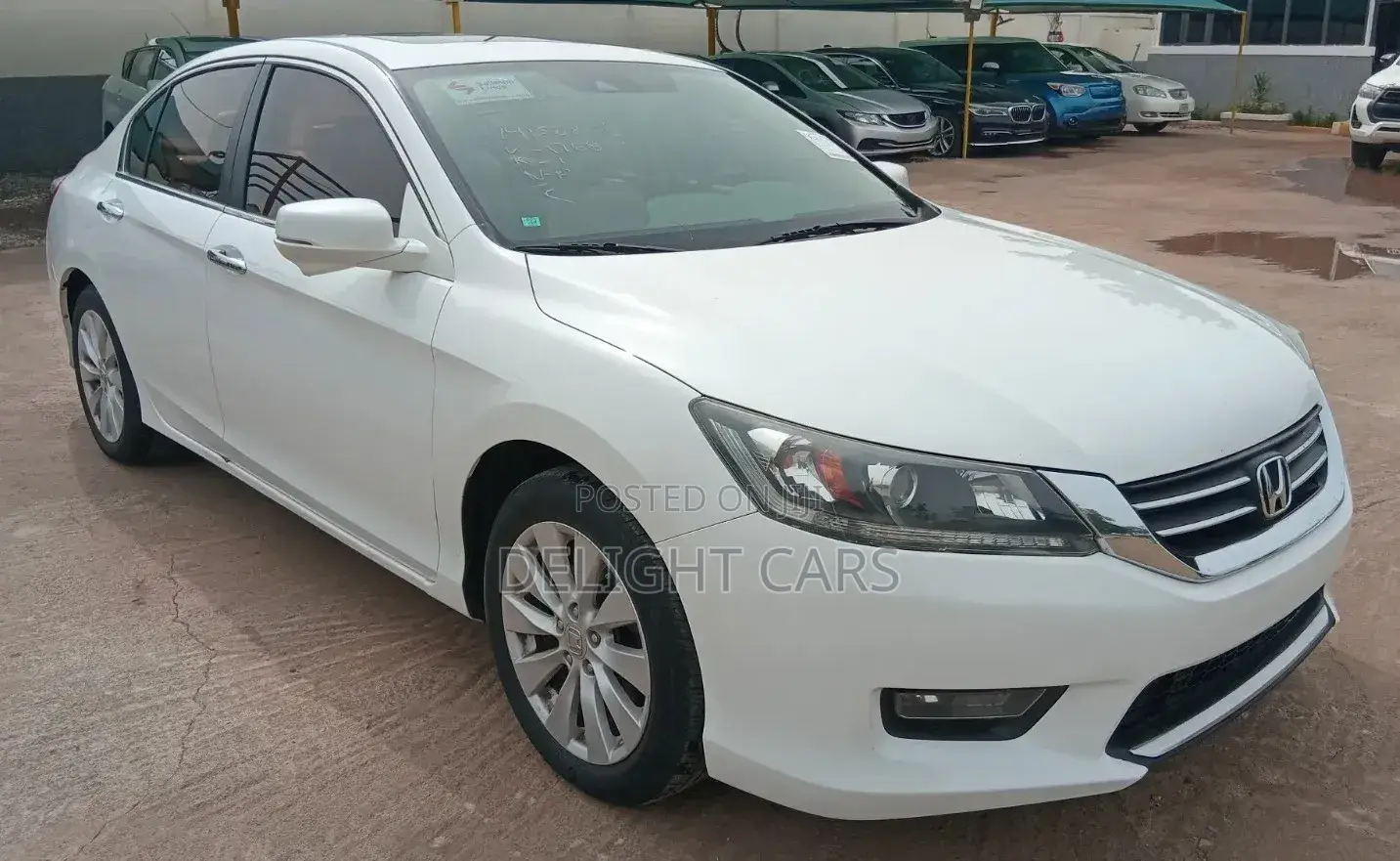 Honda Accord EX-L w/Navigation 4dr Sedan (2.4L 4cyl CVT) 2015 Off white