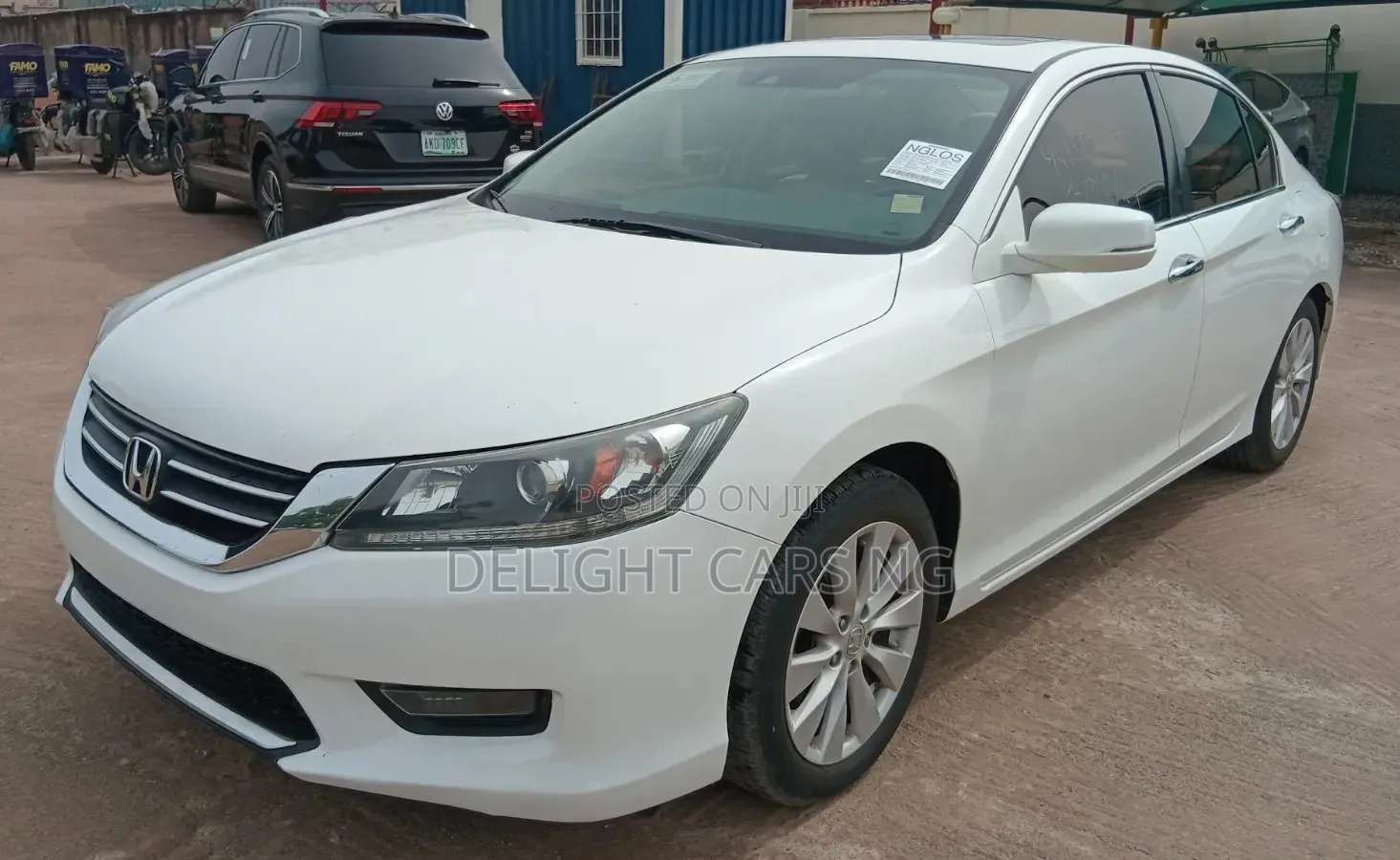 Honda Accord EX-L w/Navigation 4dr Sedan (2.4L 4cyl CVT) 2015 Off white