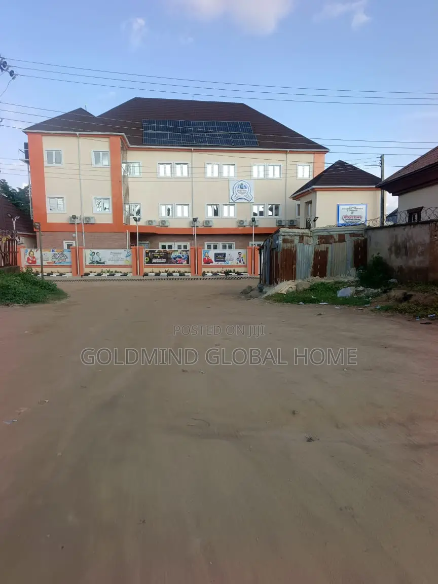 Residential Land With Fence for Sale in Fha Lugbe. Size: 800sqm: