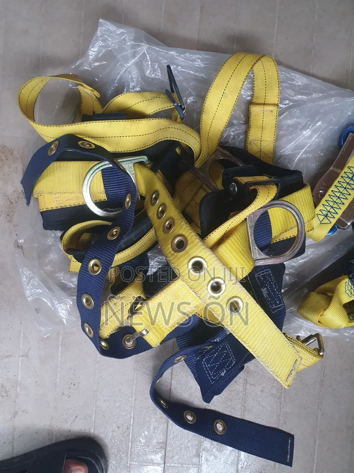 3m Dbi-sala Ez-stop Shock-absorbing Lanyard And Harness Belt