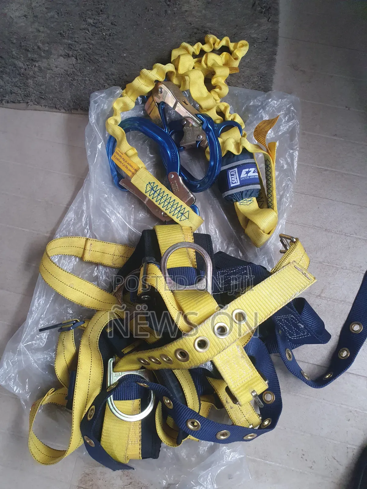 3m Dbi-sala Ez-stop Shock-absorbing Lanyard And Harness Belt