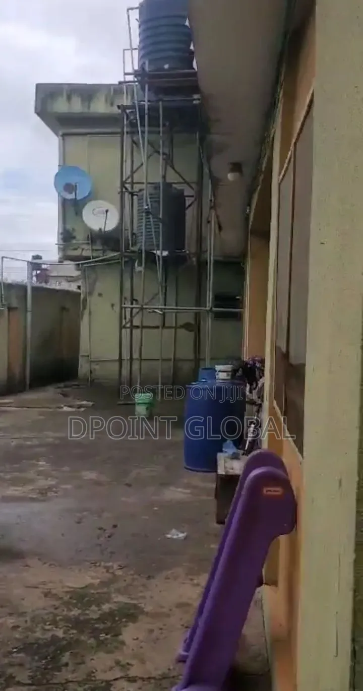 18bdrm Block of Flats in Unity Estate, Egbeda for sale