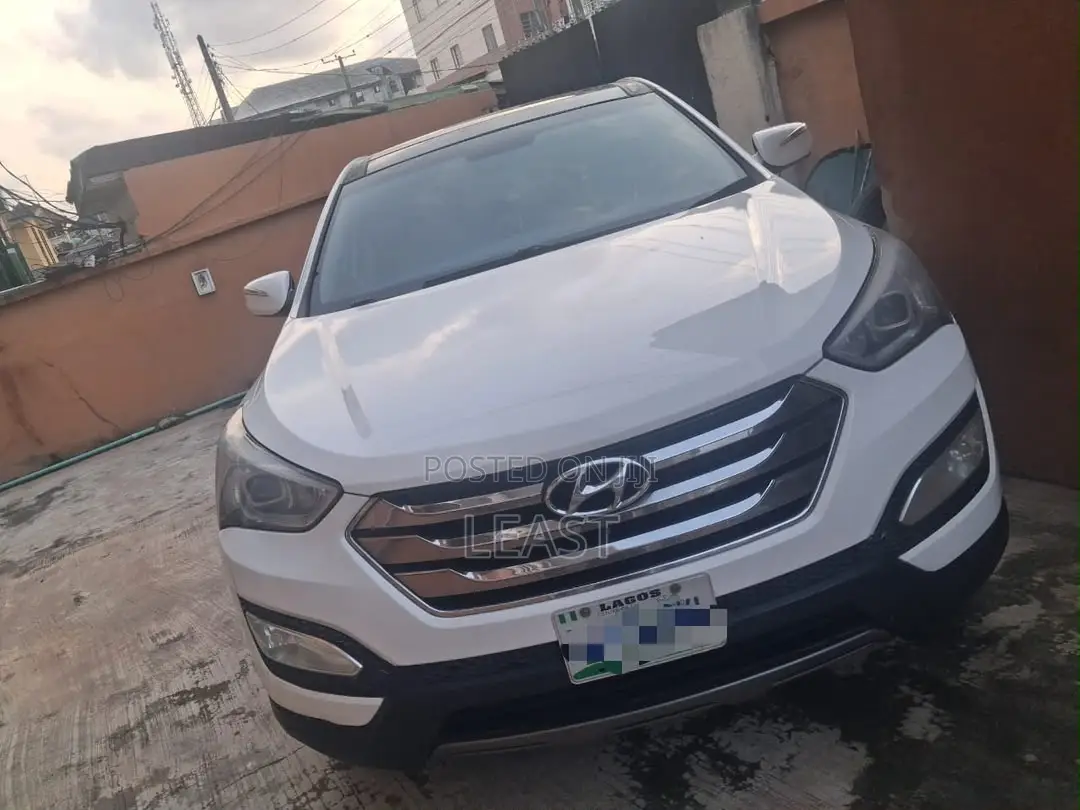 Hyundai Santa Fe Sport 2013 White