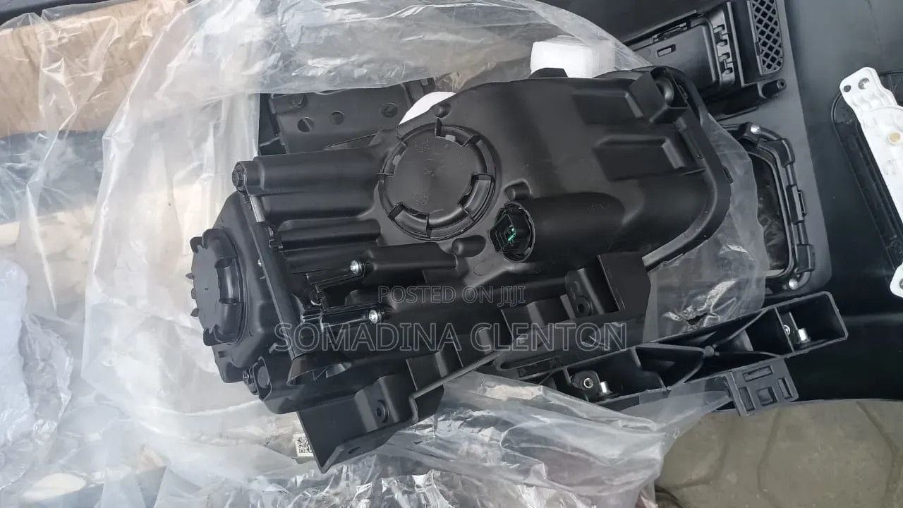 Head Lamp Passenger Side for Hyundai Kona 2019 Model