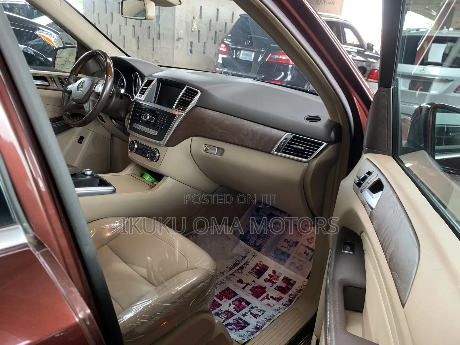 Mercedes-Benz M Class 2013 Brown
