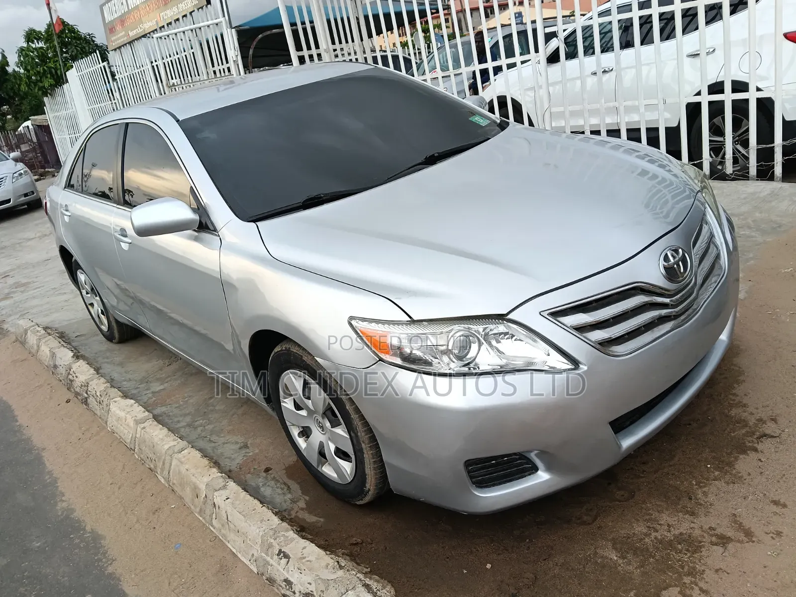Toyota Camry 2011 Silver