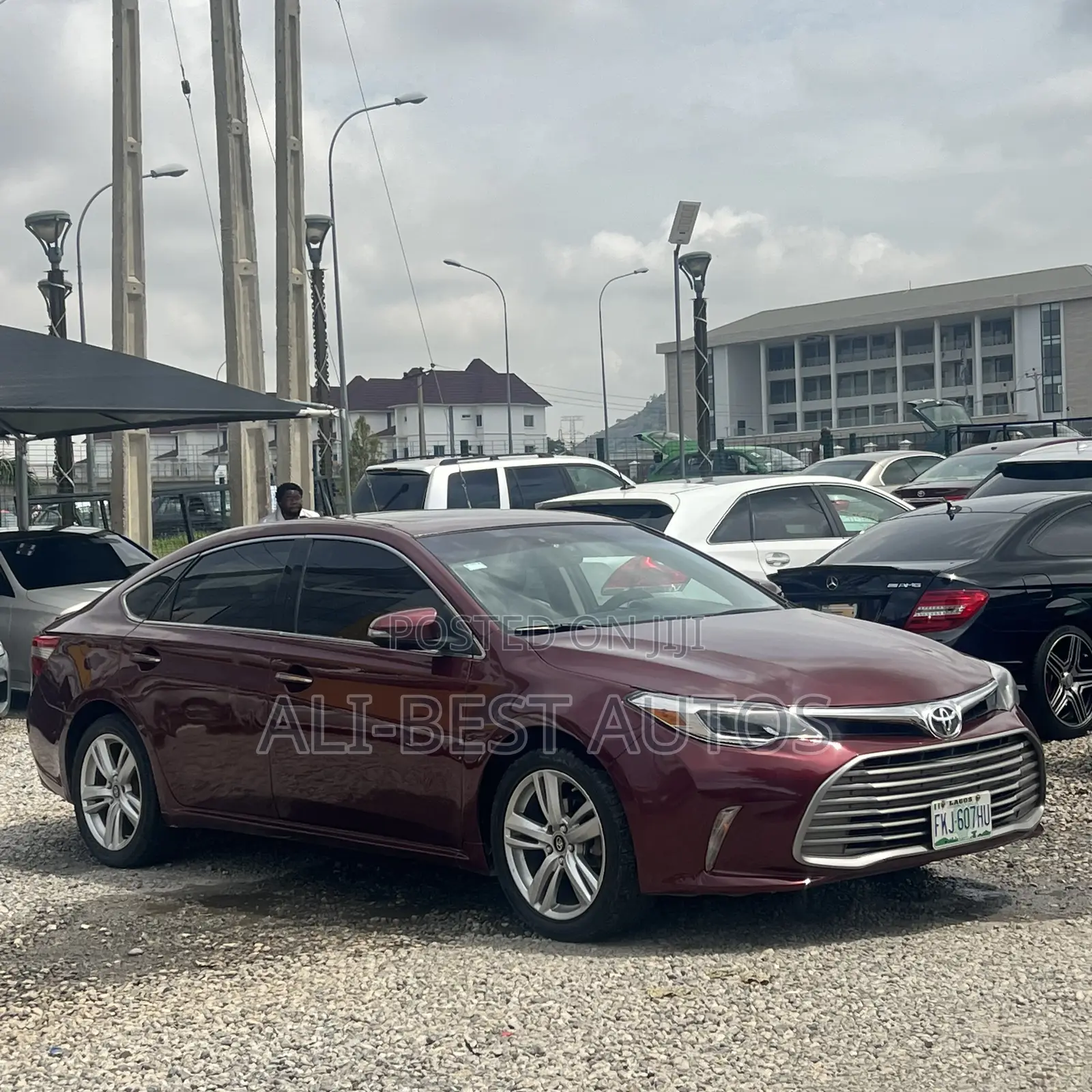 Toyota Avalon Limited 4dr Sedan (3.5L 6cyl 6A) 2014 Maroon