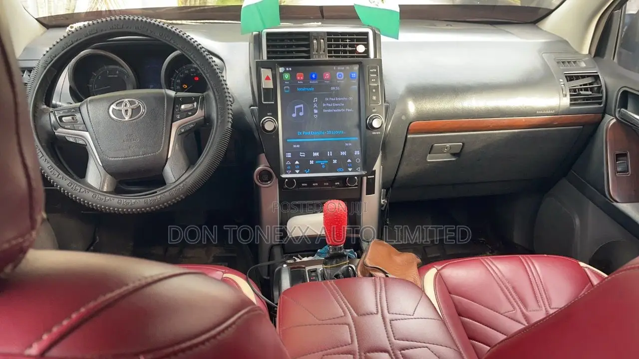 Toyota Land Cruiser Prado 4.0 i 2012 Black
