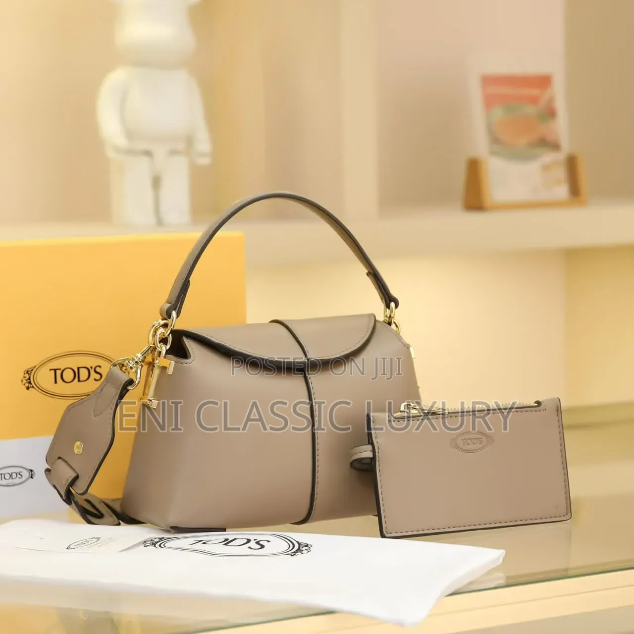 Tods Luxury Women's Handbags Best Quality Well Banded Package