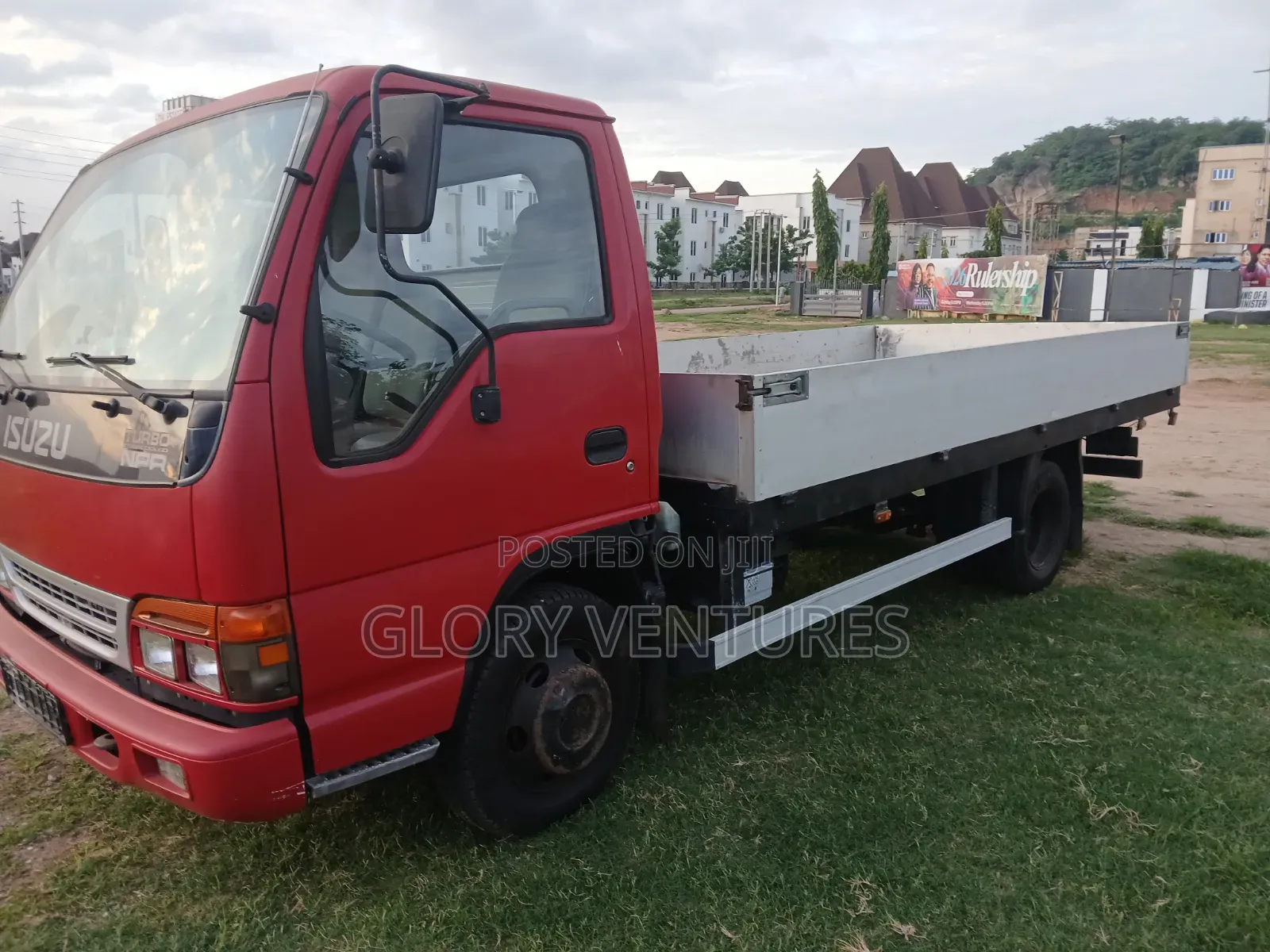 Isuzu Truck NPR