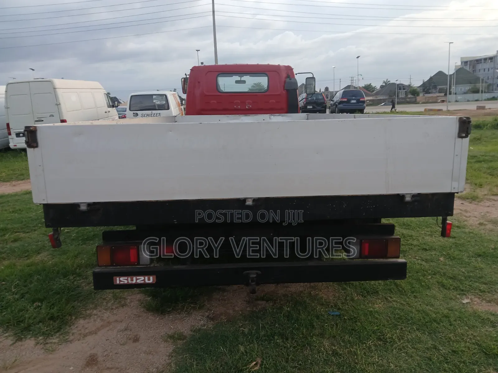 Isuzu Truck NPR