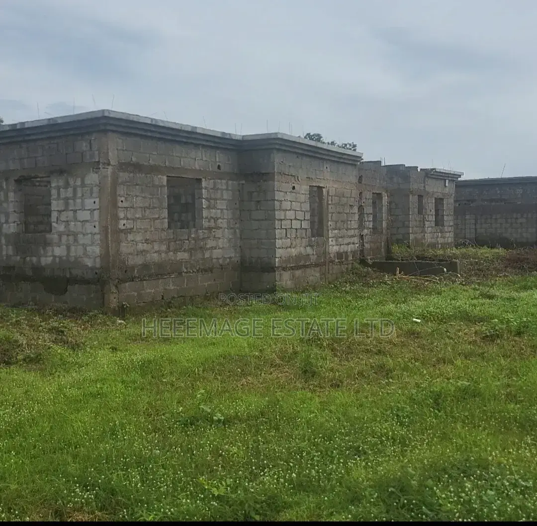 4bdrm Bungalow in Giri for sale