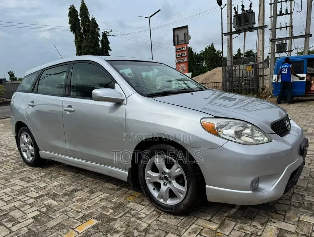 Toyota Matrix Hatchback 1.8 16V AWD 2007 Silver