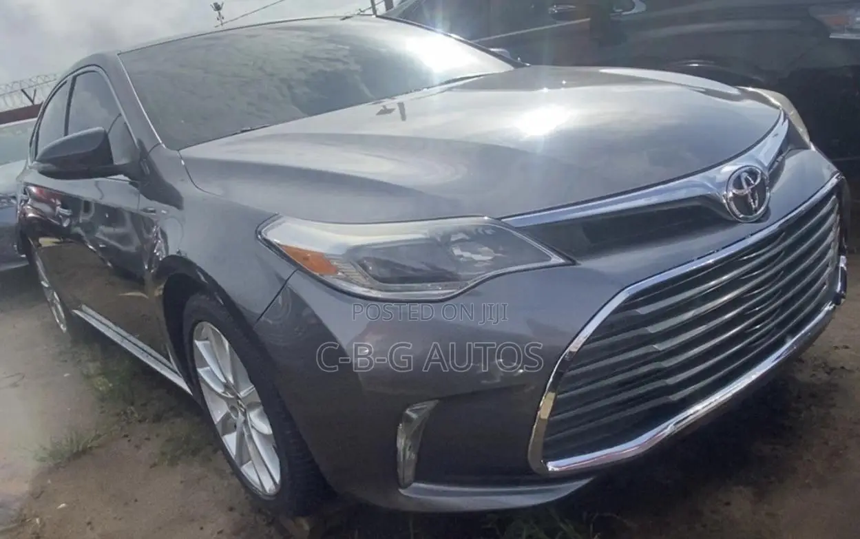 Toyota Avalon Limited Sedan FWD (3.5L 6cyl 6A) 2013 Brown