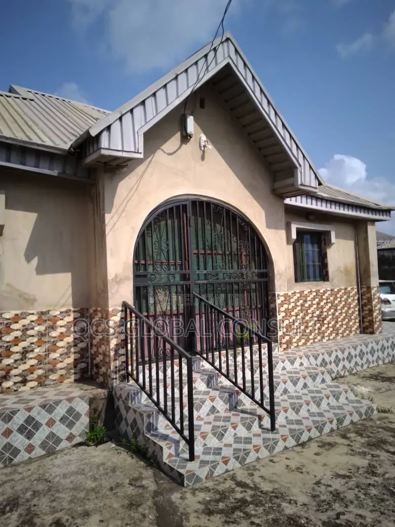 Furnished 3bdrm Bungalow in Abule Egba for sale