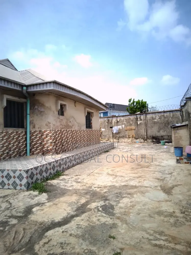 Furnished 3bdrm Bungalow in Abule Egba for sale