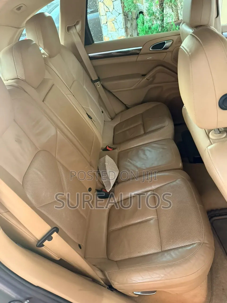 Porsche Cayenne 2011 Gray
