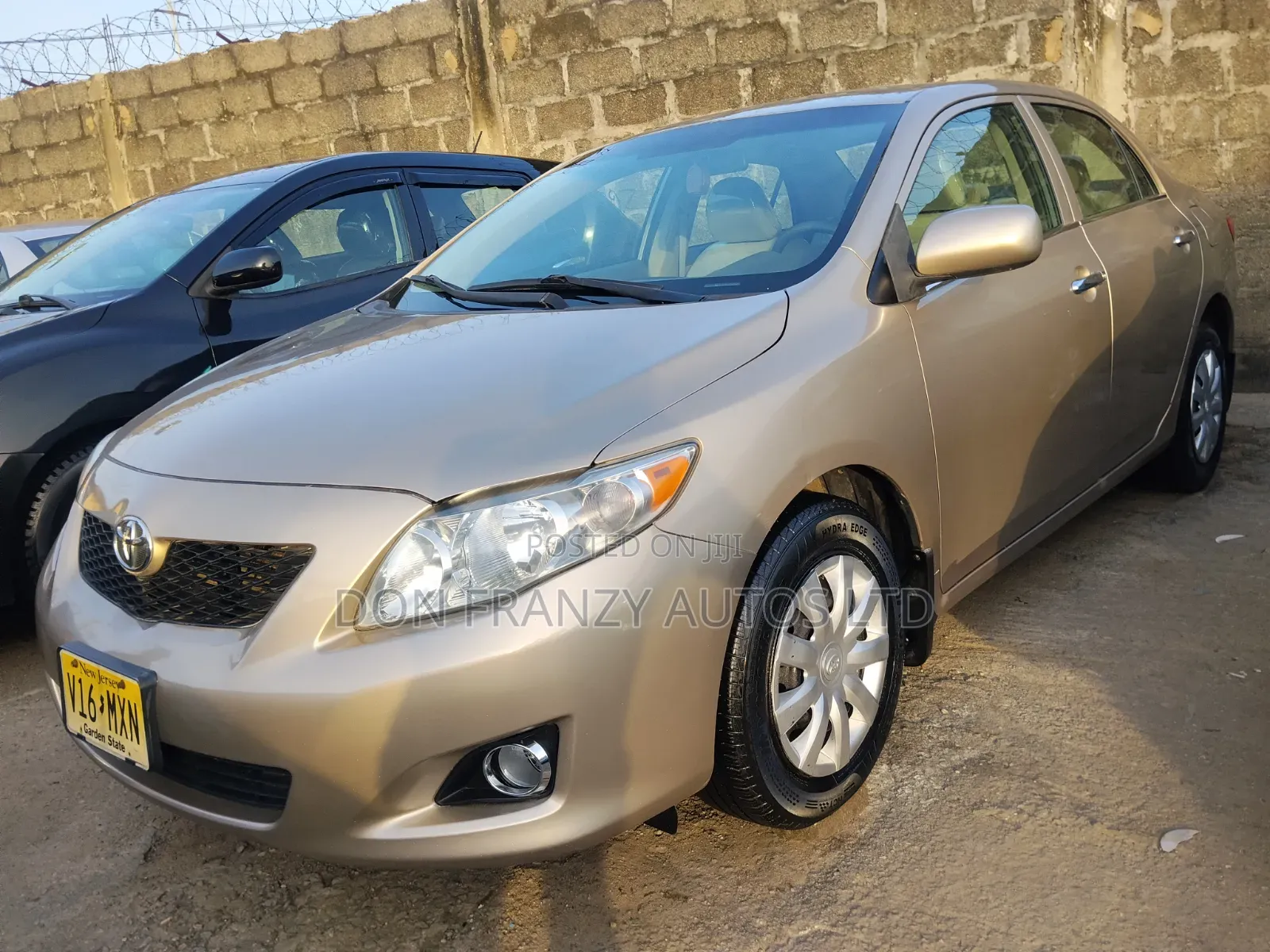 Toyota Corolla 2010 Gold