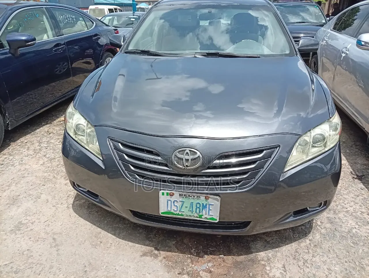 Toyota Camry LE 4dr Sedan (2.4L 4cyl 5A) 2008 Gray