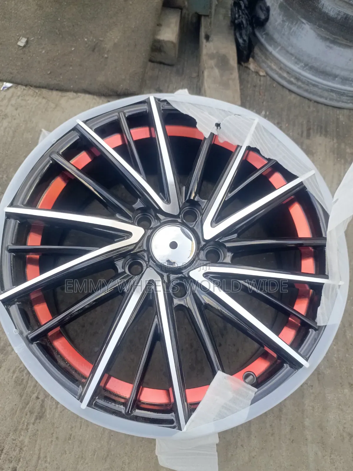16inches for Toyota Camry Rav4 Newer Model to Give Ur Ride Nice Look