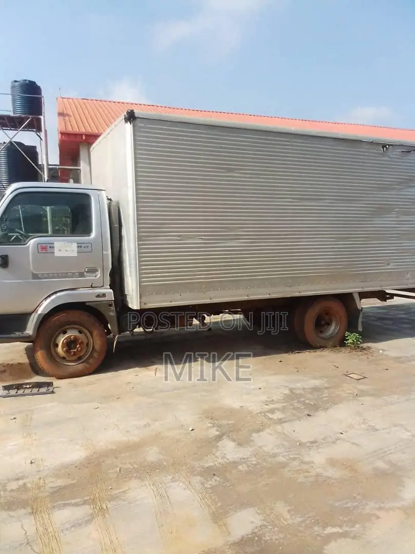 Nissan Cabstar 2004 Silver