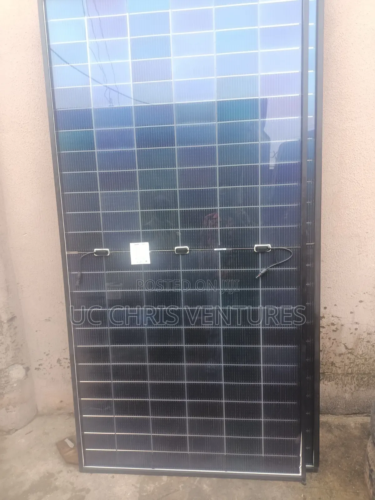 650 All Black Byfacial Panel