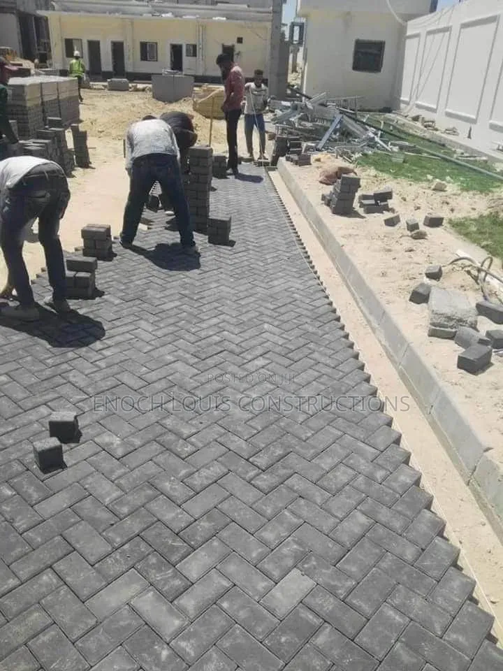 Interlocking Paving Road And Gutter Construction