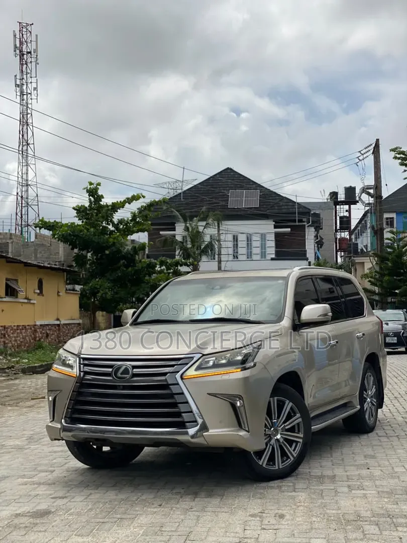 Lexus LX 2016 Gold