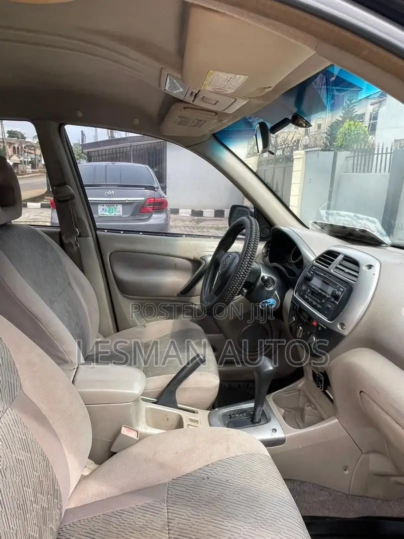 Toyota RAV4 2005 Black