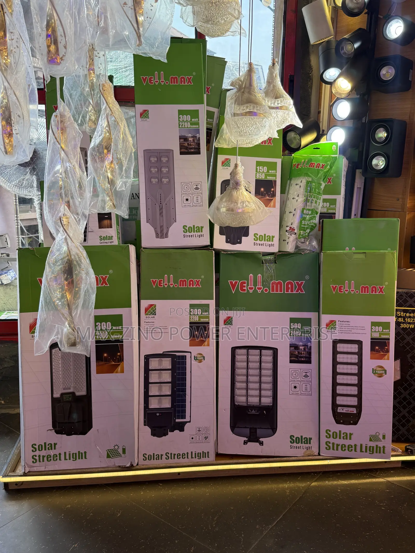 Vell Max Solar Street Light