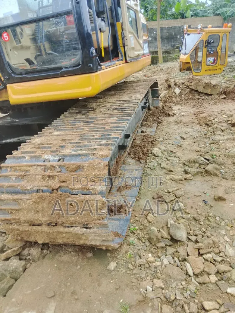 320bl Direct Belgium Excavator