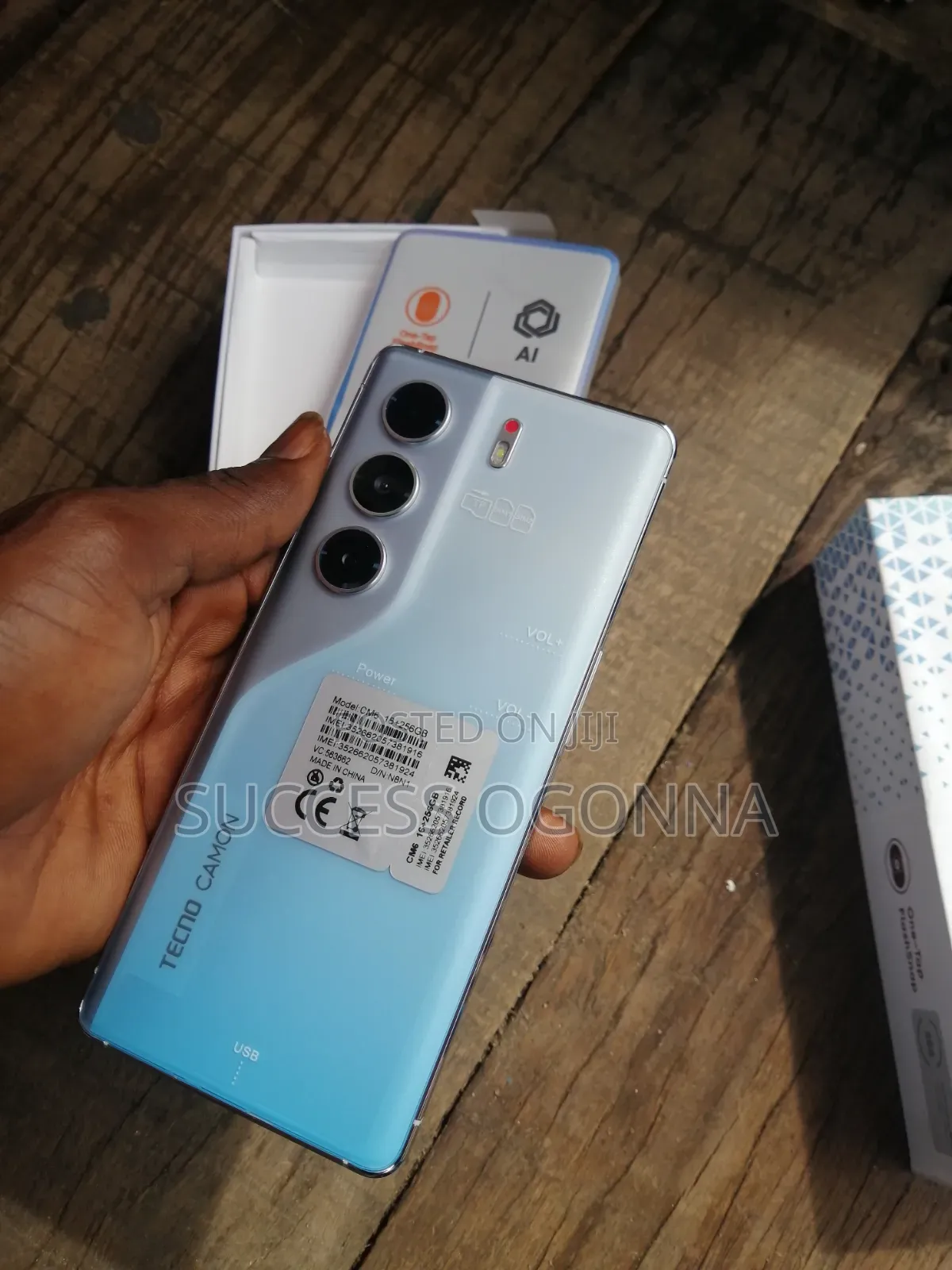 New Tecno Camon 40 Pro 4G 256 GB Blue