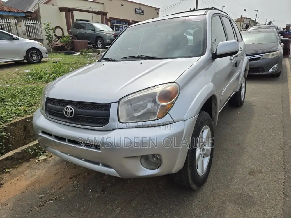 Toyota RAV4 2002 Silver