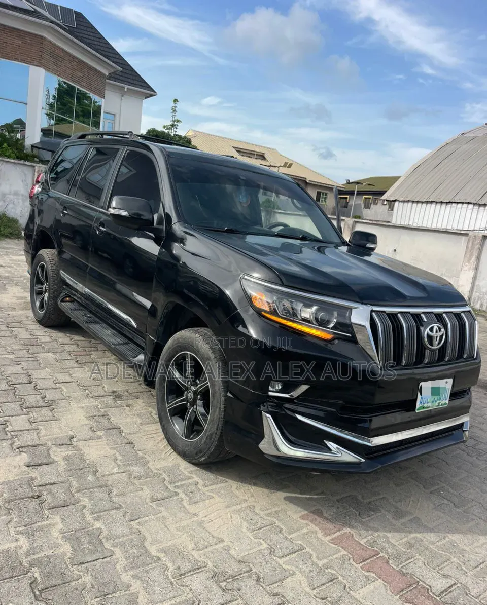 Lexus GX 470 Sport Utility 2005 Black