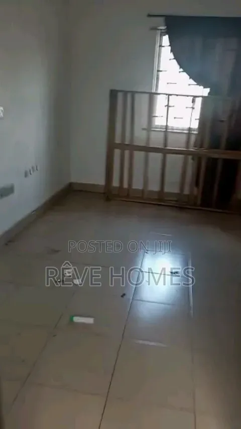 2bdrm Block of Flats in Shomolu / Shomolu for rent
